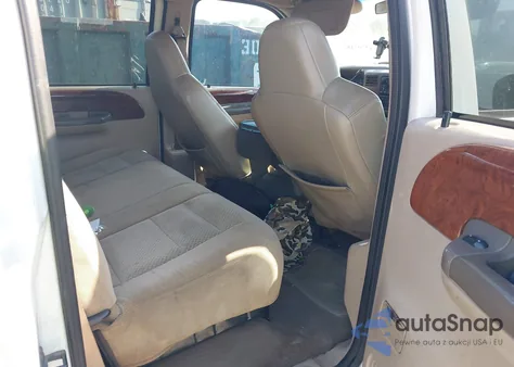 2002 Ford F-250 Lariat/Xl/Xlt z USA, uszkodzony, nr VIN 1FTNW20F12JB66554